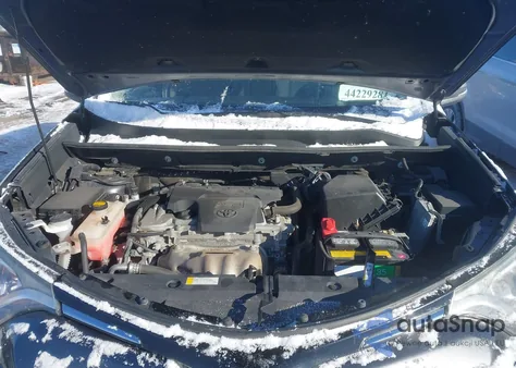 2018 Toyota Rav4 Xle from USA, damaged, VIN 2T3RFREV9JW796890